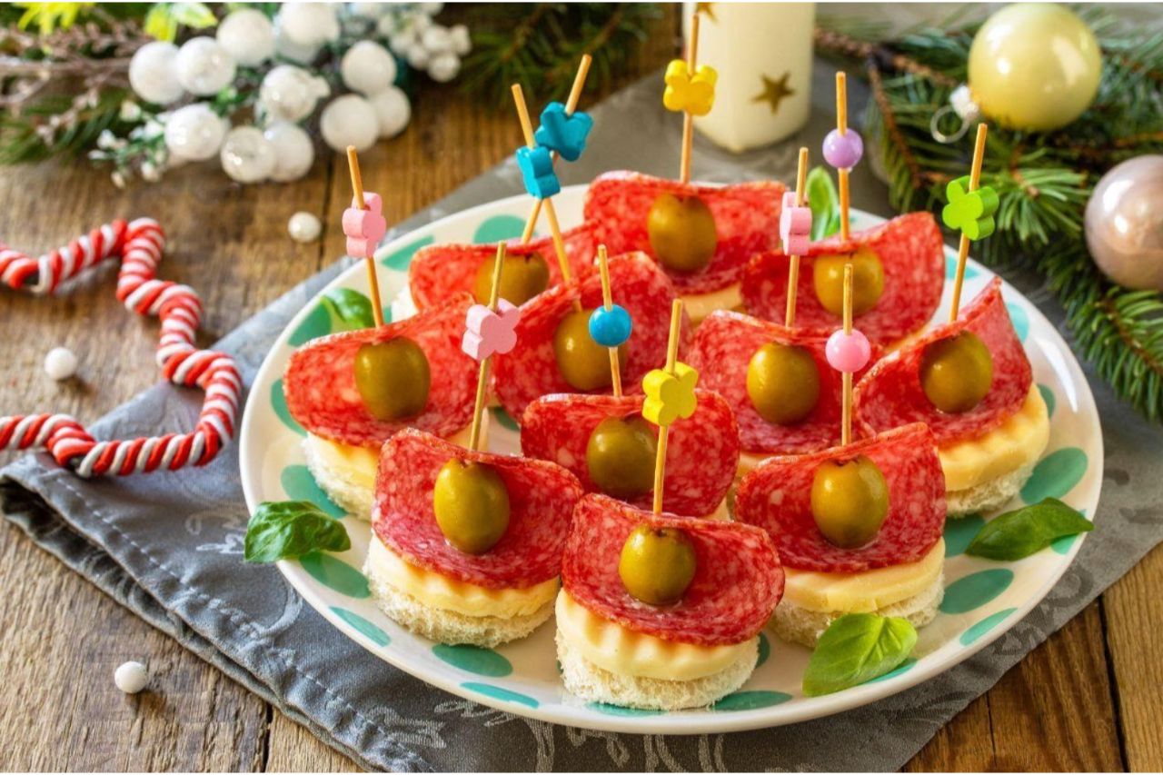 3 Queso de Bola Recipes To Make Over The Holidays