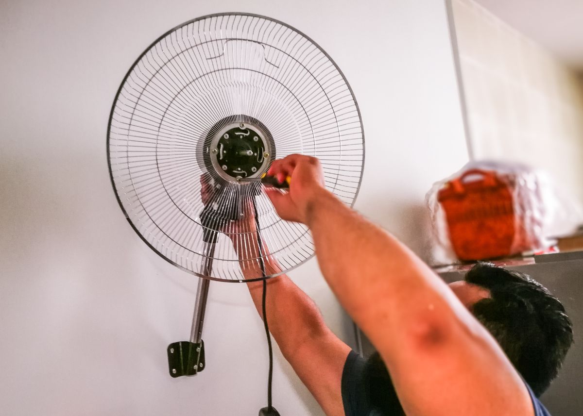 How To Clean Your Electric Fan