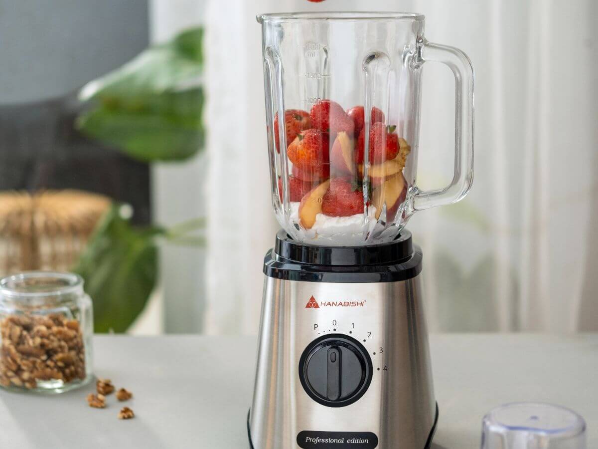 Healthy Juice Blender Recipes for the Summer