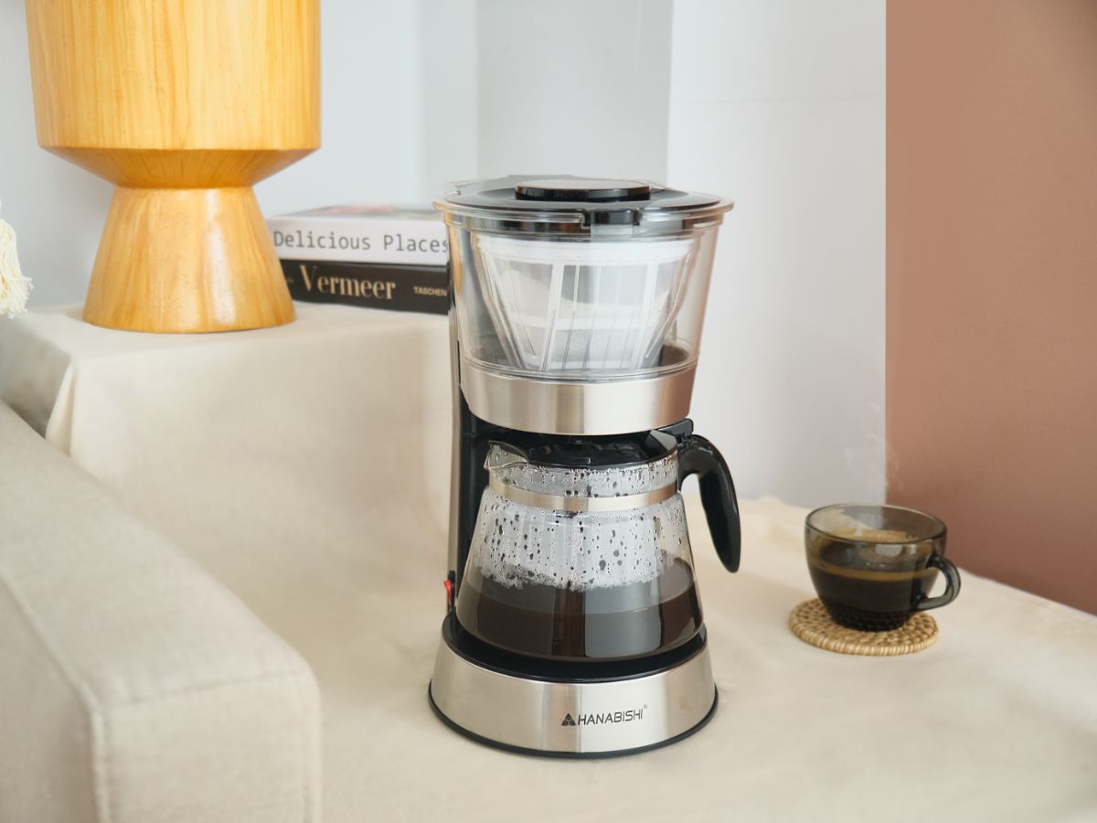 Space-Saving Appliances for Compact Living Rooms